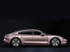 Porsche ने भारत में लॉन्च की Taycan इलेक्ट्रिक स्पोर्ट्स कार, जानें- फीचर्स और कीमत