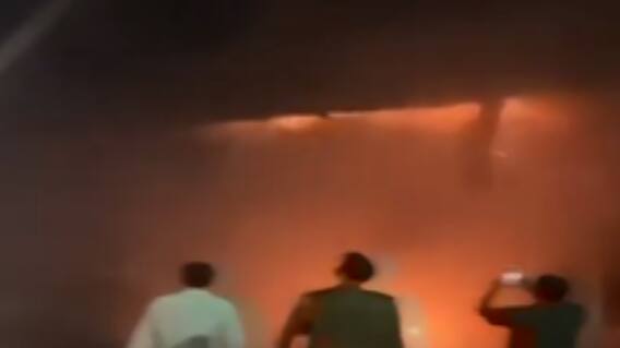 રાજકોટ: મારુતિ સુઝુકીના શો રૂમમાં આગ, કોઈ જાનહાનિ નહિ, જુઓ ગુજરાતી ન્યુઝ