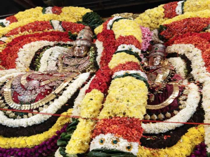 வண்ண மலர்களால் அலங்கரிக்கப்பட்ட சமேத உண்ணாமுலை உடன் அண்ணாமலையார் காட்சி