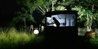 After about 22 hours of trying to control the situation, the two elephants of Jalpaiguri were returned to the forest Jalpaiguri Elephant Attack: প্রায় ২২ ঘণ্টার চেষ্টায় পরিস্থিতি নিয়ন্ত্রণে, জঙ্গলে ফেরানো গেল জলপাইগুড়ির দুই হাতিকে