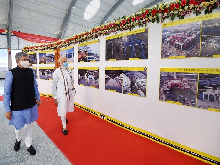 Bhopal: PM मोदी ने किया रानी कमलापति रेलवे स्टेशन का उद्घाटन, बोले- 'ईपीआई' की ओर बढ़ रहा देश