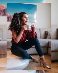 Anupama Parameswaran Photos: నిలవదే మది నిలవదే సిరి సొగసును చూసి....