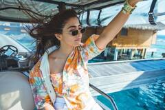 Pooja Hegde Maldives Pics: மாலத்தீவில் மஜாவாக உலா வரும் பூஜா ஹெக்டே... லேட்டஸ்ட் க்ளிக்ஸ்..!
