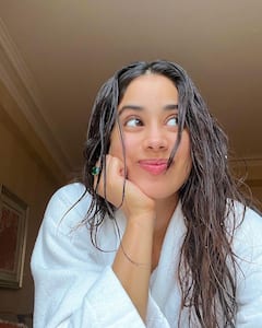 IN PICS | Janhvi Kapoor's Life In NYC In ‘A Minute’