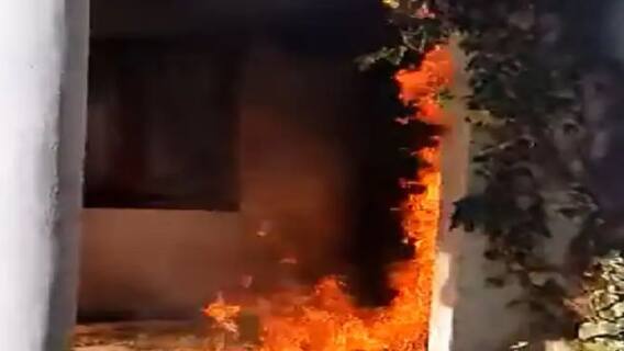 Salman Khurshid : पुस्तकातील लेखन भोवले; काँग्रेस नेते सलमान खुर्शीद यांच्या घरावर हल्ला, जाळपोळ