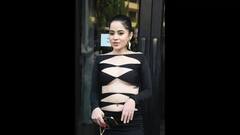 ફરી એકવાર સેક્સી ડ્રેસ પહેરીને ઇન્ટરનેટ પર ઉર્ફી જાવેદે તહેલકો મચાવ્યો, એકથી એક હૉટ અદાઓથી ફેન્સ પણ ચોંક્યા, જુઓ તસવીરો