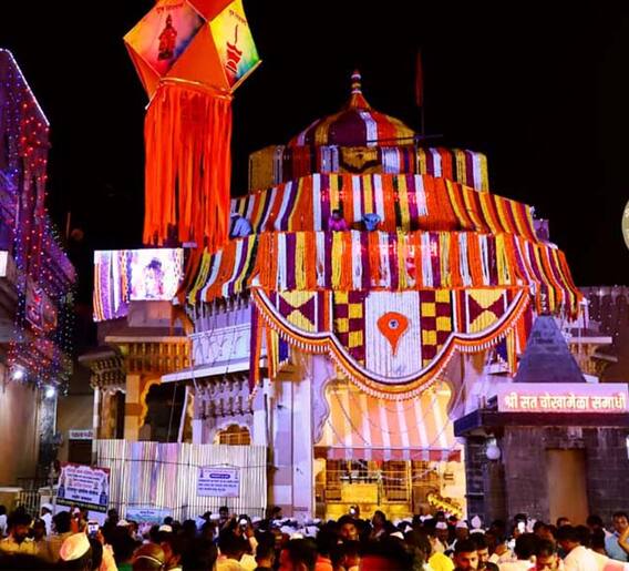 कार्तिकी एकादशीनिमित्त सजली पंढरी