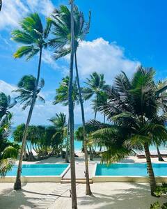 Bachchan's Vacation: पत्नी ऐश्वर्या राय को इस जगह वैकेशन मनाने के लिए ले गए हैं अभिषेक बच्चन, यहां एक रात गुजारने की है इतनी कीमत