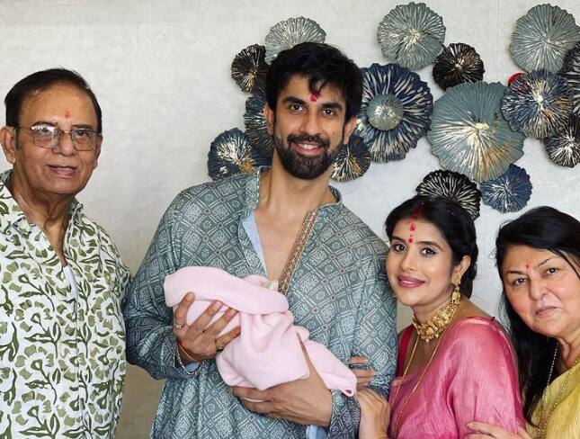 The adorable family snaps will definitely melt your hearts.