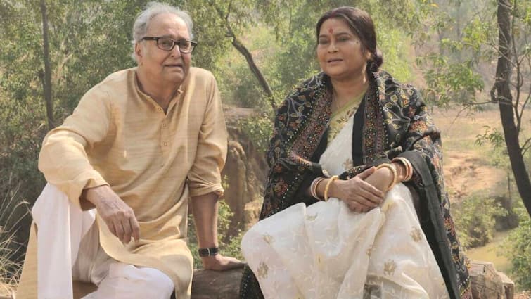 Shiboproshad Mukherjee shares 4 release dates of 4 new movies বড়পর্দায় ফিরে দেখা সৌমিত্র-স্বাতীলেখাকে, মুক্তি পাচ্ছে 'বেলাশুরু'