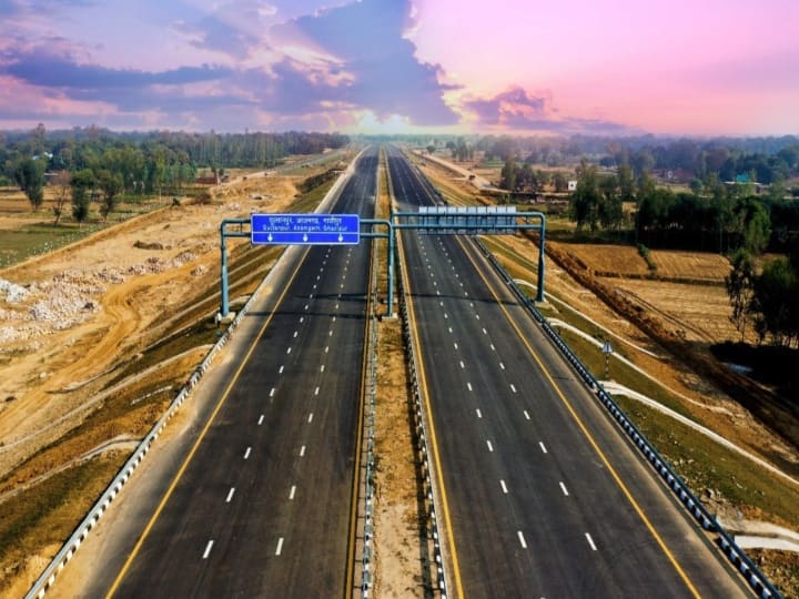 UP Expressways: मेरठ से प्रयागराज, गोरखपुर से आजमगढ़, दिल्ली आने के लिए यूपी में बिछा इन एक्सप्रेस-वे का जाल purvanchal expressway ganga expressway gorakhpur link expressway and bundelkhand expressway giving UP new roads of development UP Expressways: मेरठ से प्रयागराज, गोरखपुर से आजमगढ़, दिल्ली आने के लिए यूपी में बिछा इन एक्सप्रेस-वे का जाल