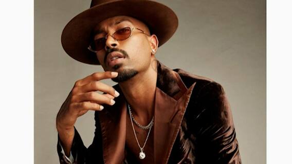 Hardik Pandya Watch : हार्दिक पांड्याच्या 5 कोटींच्या घड्याळानं बिघडली वेळ...