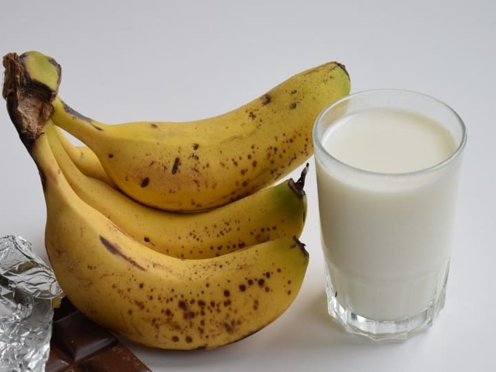 Is mixing banana and milk good for your health? Banana and Milk: పాలు, అరటిపండు ఒకేసారి తినకూడదా? ఆయుర్వేదం ఏం చెబుతోంది?