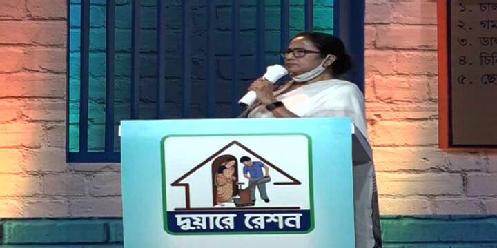 ৫০০ মিটার পরপর দুয়ারে রেশন গাড়ি দাঁড়াবে। বাড়িতে যেতে হবে না, এলাকার মানুষ এসে রেশন সংগ্রহ করবে।