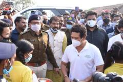 Sachin Tendulkar: অবসর নেন ঠিক ৮ বছর আগে, মাঠের বাইরে দেশসেবার কাজ চলছে সচিনের