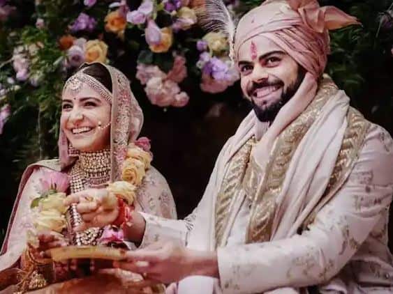 ਵਿਰਾਟ ਕੋਹਲੀ ਨੇ ਟੀ-20 ਵਿਸ਼ਵ ਕੱਪ ਤੋਂ ਬਾਅਦ ਕ੍ਰਿਕਟ ਤੋਂ ਬ੍ਰੇਕ ਲੈ ਲਿਆ ਹੈ। ਉਹ ਨਿਊਜ਼ੀਲੈਂਡ ਖਿਲਾਫ ਟੀ-20 ਸੀਰੀਜ਼ ਅਤੇ ਪਹਿਲੇ ਟੈਸਟ ਲਈ ਟੀਮ ਇੰਡੀਆ ਦਾ ਹਿੱਸਾ ਨਹੀਂ ਹੈ। ਵਿਰਾਟ ਦੂਜੇ ਟੈਸਟ ਮੈਚ ਤੋਂ ਪਹਿਲਾਂ ਟੀਮ ਇੰਡੀਆ ਨਾਲ ਜੁੜ ਜਾਣਗੇ।