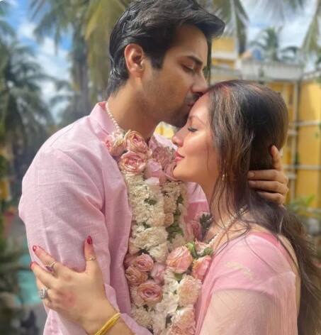 TV Actress Puja Banerjee tied the knot with Kunal Verma in Goa, wrote Newly married again Puja Banerjee Kunal Verma Wedding: पेरेंट्स बनने के बाद Puja Banerjee और Kunal Verma ने गोआ में फिर रचाई शादी, एक्ट्रेस ने लिखा- 'न्यूली मैरिड अगेन'