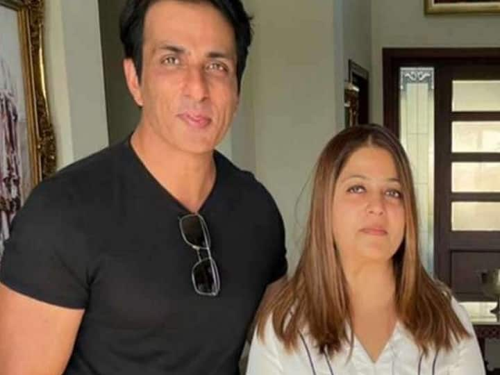 Sonu Sood Sister Malvika Can Join Congress Party Started Election Campaigning with Punjab Congress Leaders Punjab Election 2022: कांग्रेस ज्वाइन कर सकती हैं सोनू सूद की बहन मालविका, इस बात से मिले संकेत