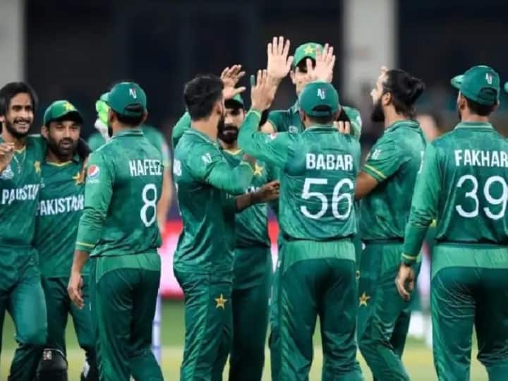 Pakistan to host champions trophy in 2025 they will be hosting icc tournament after 29 years T20 वर्ल्ड कप के सेमीफाइनल में हारी थी पाकिस्तान टीम, ICC ने अब दिया जश्न मनाने का मौका!