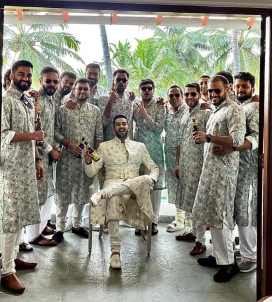 Ahead of the wedding, Vishal Vashishtha had a grand bachelor party for his friends.