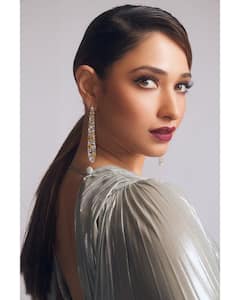 Tamannaah Bhatia Photos: లాంగ్ ఫ్రాక్ లో వెండి వెలుగుజిలుగుల తమన్నా