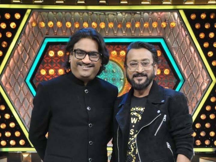 Ajay-Atul appeared on comedy stage, Atul will play a comedic role अजय-अतुलने हास्यजत्रेच्या मंचावर लावली हजेरी, अतुल साकारणार विनोदी भूमिका