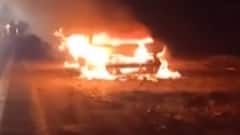 ભરૂચના મુદ્દલ હાઇવે પાસે કારમાં આગ, કોઈ જાનહાનિ નહીં, જુઓ ગુજરાતી ન્યુઝ