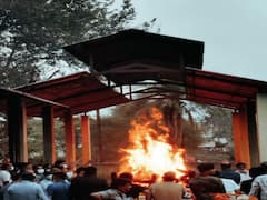 रायगढ़: शहीद कर्नल विप्लव त्रिपाठी का राजकीय सम्मान के साथ किया गया अंतिम संस्कार, अंतिम यात्रा में उमड़ा जनसैलाब