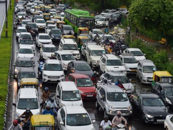 Delhi Air Pollution: दिल्ली में 'रेड लाइट ऑन, गाड़ी ऑफ' कैंपेन का दूसरा चरण 19 नवंबर से 3 दिसंबर तक चलेगा Delhi Air Pollution: दिल्ली में 'रेड लाइट ऑन, गाड़ी ऑफ' कैंपेन का दूसरा चरण 19 नवंबर से 3 दिसंबर तक चलेगा