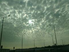 MP Weather and Pollution Report: मध्य प्रदेश में होने वाली है बारिश, अभी पड़ेगी ठंड, प्रदूषण में सुधार, जानें मौसम का हाल