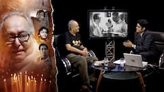 ঘণ্টাখানেক সঙ্গে সুমন (১৫.১১.২১): ঠিক এক বছর আগে তাঁর চলে যাওয়া। না থেকেও বাঙালি মননে উজ্জ্বল। প্রয়াণের এক বছরে সৌমিত্র চট্টোপাধ্যায়কে শ্রদ্ধার্ঘ্য।