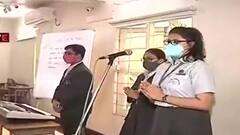 School Reopen: কোভিড বিধি মেনে ক্লাসরুমেই প্রার্থনা ফিউচার ফাউন্ডেশন স্কুলে| Bangla News