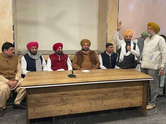 Punjab Assembly Election: कांग्रेस ने गठबंधन का विकल्प खोला, इन पार्टियों से नहीं है कोई गुरेज Punjab Assembly Election: कांग्रेस ने गठबंधन का विकल्प खोला, इन पार्टियों से नहीं है कोई गुरेज
