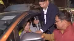 Chitrakoot: Priyanka Gandhi ने की मंदाकिनी नदी में नाव की सवारी, महिलाओं का किया संबोधन।