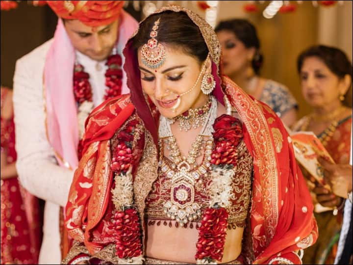 Shraddha took to social media to share a series of photos from her fairytale wedding along with the caption,