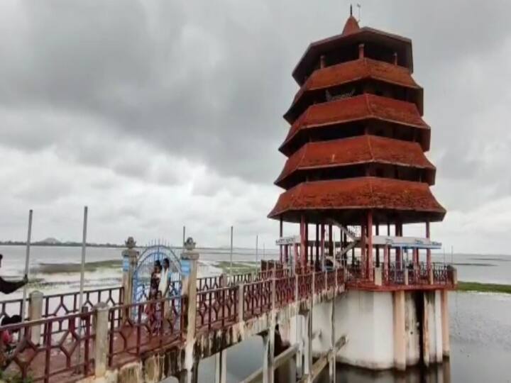 சென்னைக்கு ரெட் அலர்ட் எதிரொலி :செம்பரம்பாக்கம் ஏரி நீர் திறப்பு அளவு அதிகரிப்பு