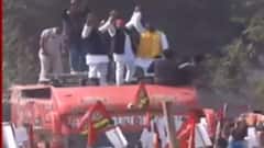 Ghazipur: संयुक्त रोड शो में Akhilesh ने BJP को घेरा, दिया ये बड़ा बयान..। HINDI NEWS