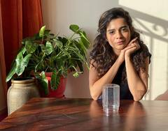 Mithila Palkar :  ‘वेब क्वीन’ मिथिला पालकरचं क्युट फोटोशूट, पाहा फोटो