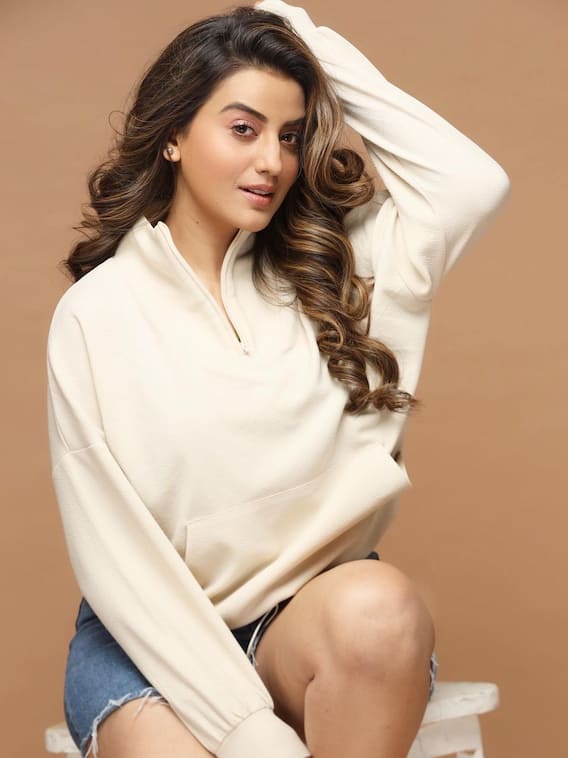 भोजपुरी एक्ट्रेस Akshara Singh के स्टाइल के आगे सब फेल