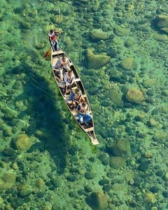 In Pics: గాల్లో తేలినట్టుందే..! నీరు ఎంత స్వచ్ఛంగా ఉందో.. ఈ నదిని చూశారా?