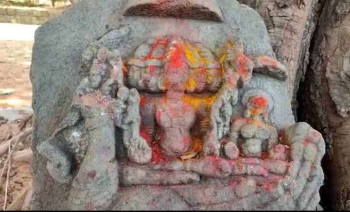 vishwakarma idol identified in nizamabad district Nizamabad: నిజామాబాద్​ జిల్లాలో అరుదైన శిల్పం.. గుర్తించిన పరిశోధకులు