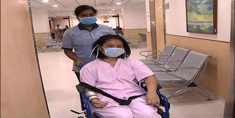 Young girl from Imphal went through complex neuro surgery at Mukundpur AMRI successfully Surgery at Private Hospital: AMRI-তে স্নায়ুর জটিল অস্ত্রোপচারে সাফল্য, তীব্র যন্ত্রণা থেকে মুক্তি ইম্ফলের তরুণীর