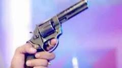 Firing: বরাকরে জন্মদিনের অনুষ্ঠানে রিভলভার থেকে শূন্যে ৪ রাউন্ড গুলি! গ্রেফতার ২ | Bangla News