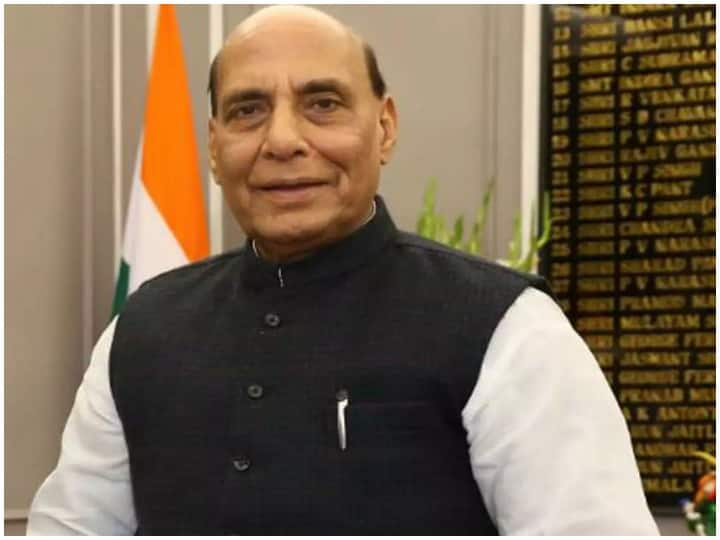 India is a peaceful country said defense-minister-rajnath-singh भारत हा शांतताप्रिय देश, वाईट नजर ठेवणाऱ्यांना चोख प्रत्युत्तर देऊ: संरक्षण मंत्री राजनाथ सिंह