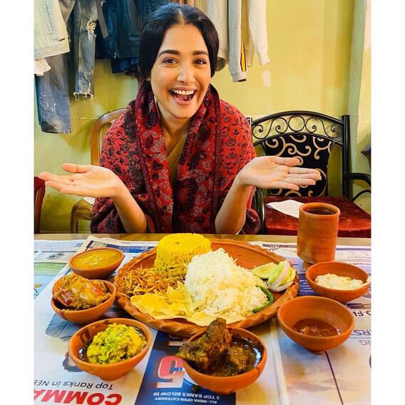 In Pics Bengali Actress Roshni Bhattacharyya Bids Adieu To Character