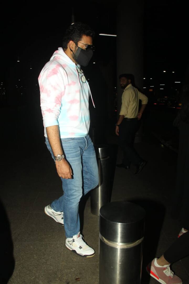 Abhishek also penned a sweet note whole posting the photos from Aaradhya's birthday celebrations. (All PICS Credit: Manav Manglani)