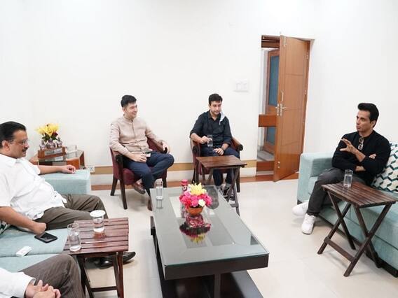 Sonu Sood को अपने पाले में लाने की कोशिश करेंगे अरविंद केजरीवाल, 20 नवंबर को मुलाकात संभव Sonu Sood को अपने पाले में लाने की कोशिश करेंगे अरविंद केजरीवाल, 20 नवंबर को मुलाकात संभव
