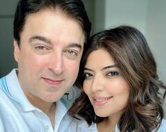 Bollywood Actors Left India: बॉलीवुड में नहीं चला करियर तो चले गए विदेश, कोई चला रहा रेस्त्रां तो कोई सिखाता है योग