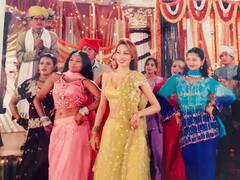 'તારક મહેતા....'ની બબિતાએ શેર કરી એક્ટિંગના શરૂઆતી દિવસોની તસવીરો, પહેલીવાર આ સીરિયલના સેટ પર ગઇ હતી શૂટિંગ માટે............