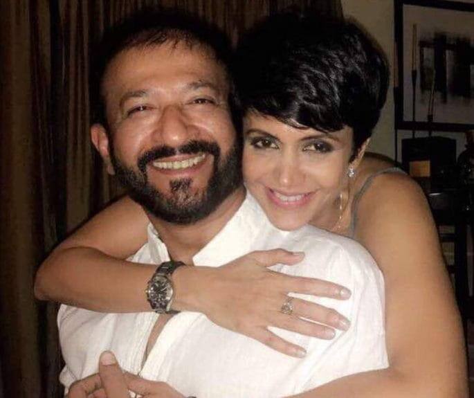 बॉलीवुड के मशहूर डायरेक्टर और मंदिरा बेदी के पति राज कौशल का जाना भी बॉलीवुड के लिए बड़ा सदमा था. राज कौशल का निधन 30 जून 2021 का हार्ट अटैक के कारण हुआ था.